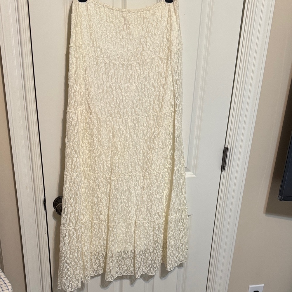 Gianni Bini Lace Skirt side xs